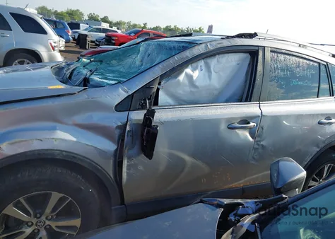 2018 Toyota Rav4 Xle из США, поврежденный, VIN 2T3WFREV2JW431521